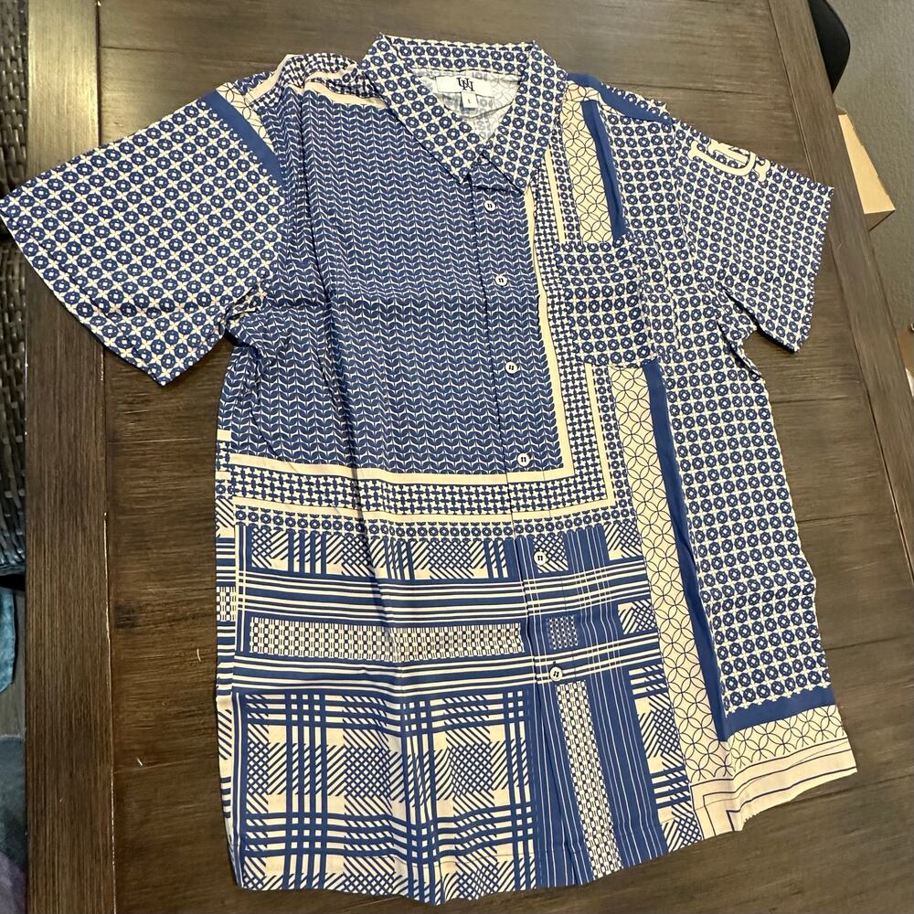 Urban Necessities UN Geo Button Up (Marina) Mens Size Large